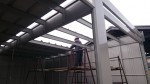 屋根板とオーバースライド扉の取付「タクボガレージ」3